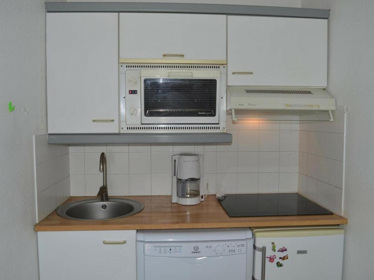 Frejus: Appt 2P, 5 Pers, Piscine, Plage A 150M, Parking, Animaux Ok - Fr-1-226A-357 ภายนอก รูปภาพ