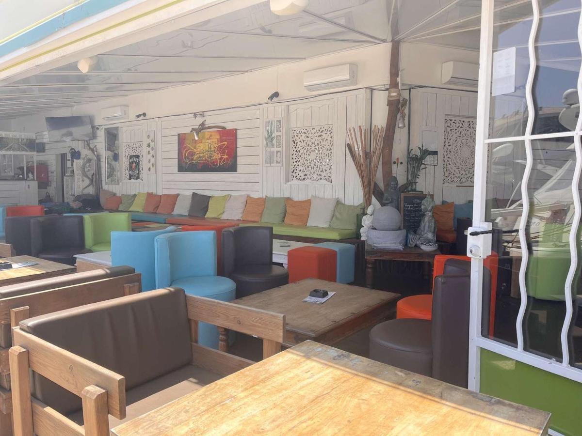 Frejus: Appt 2P, 5 Pers, Piscine, Plage A 150M, Parking, Animaux Ok - Fr-1-226A-357 ภายนอก รูปภาพ